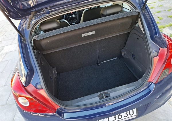 Opel Corsa cena 16500 przebieg: 174000, rok produkcji 2010 z Sochaczew małe 79